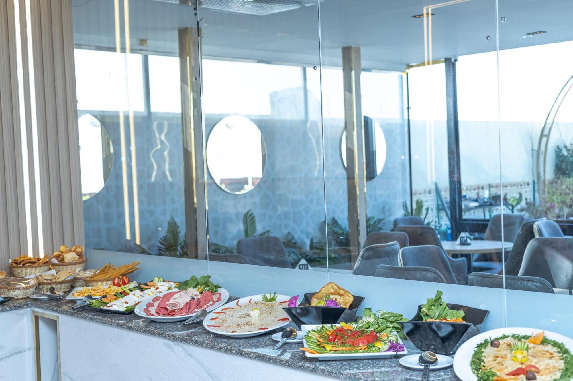 Comfort Giza Top Hotel Kairo Bagian luar foto